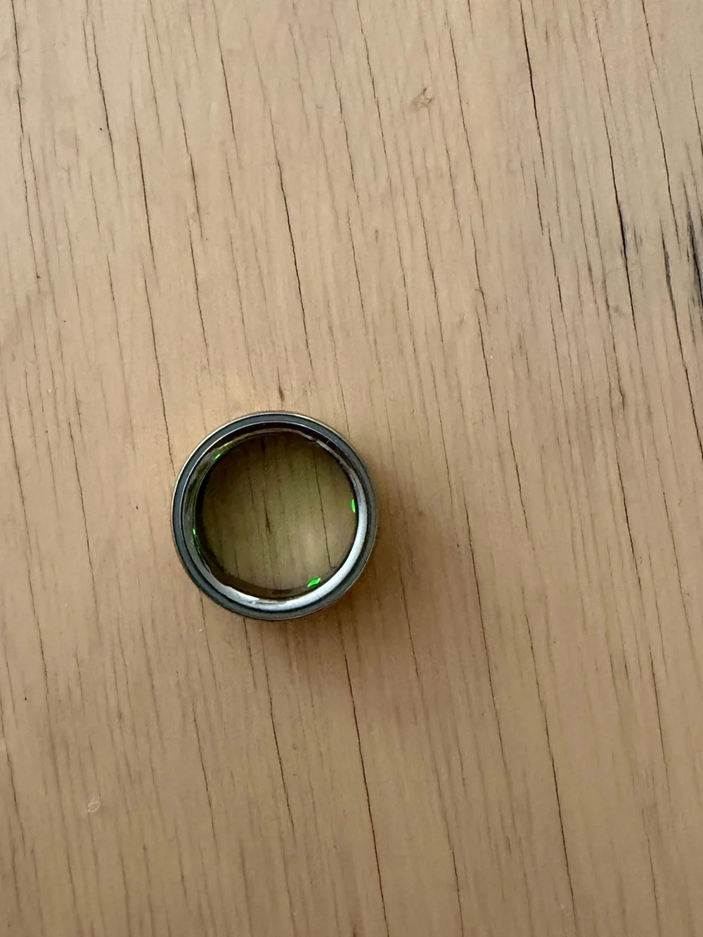 Oura Ring 4 Gen 4 – Size 8 – Box & Charger Included